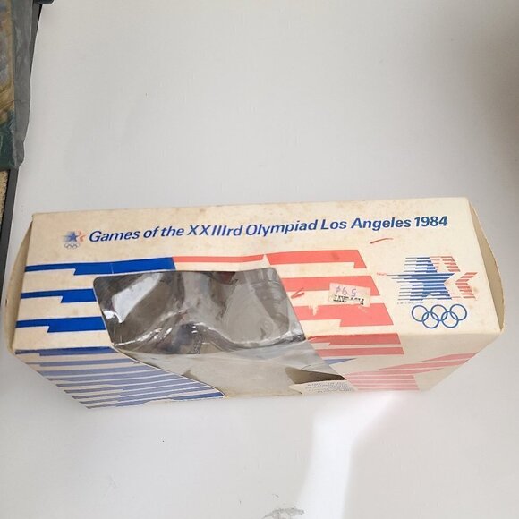 NIB 1984 Olympics LOS ANGELES LA 9 Plastic Cups - Picture 2 of 7